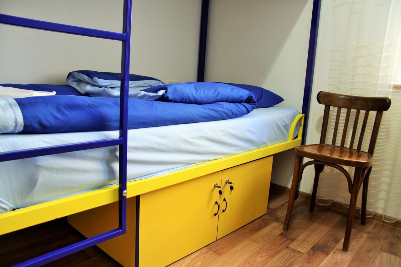 Shat Lav Hostel Erevan Esterno foto