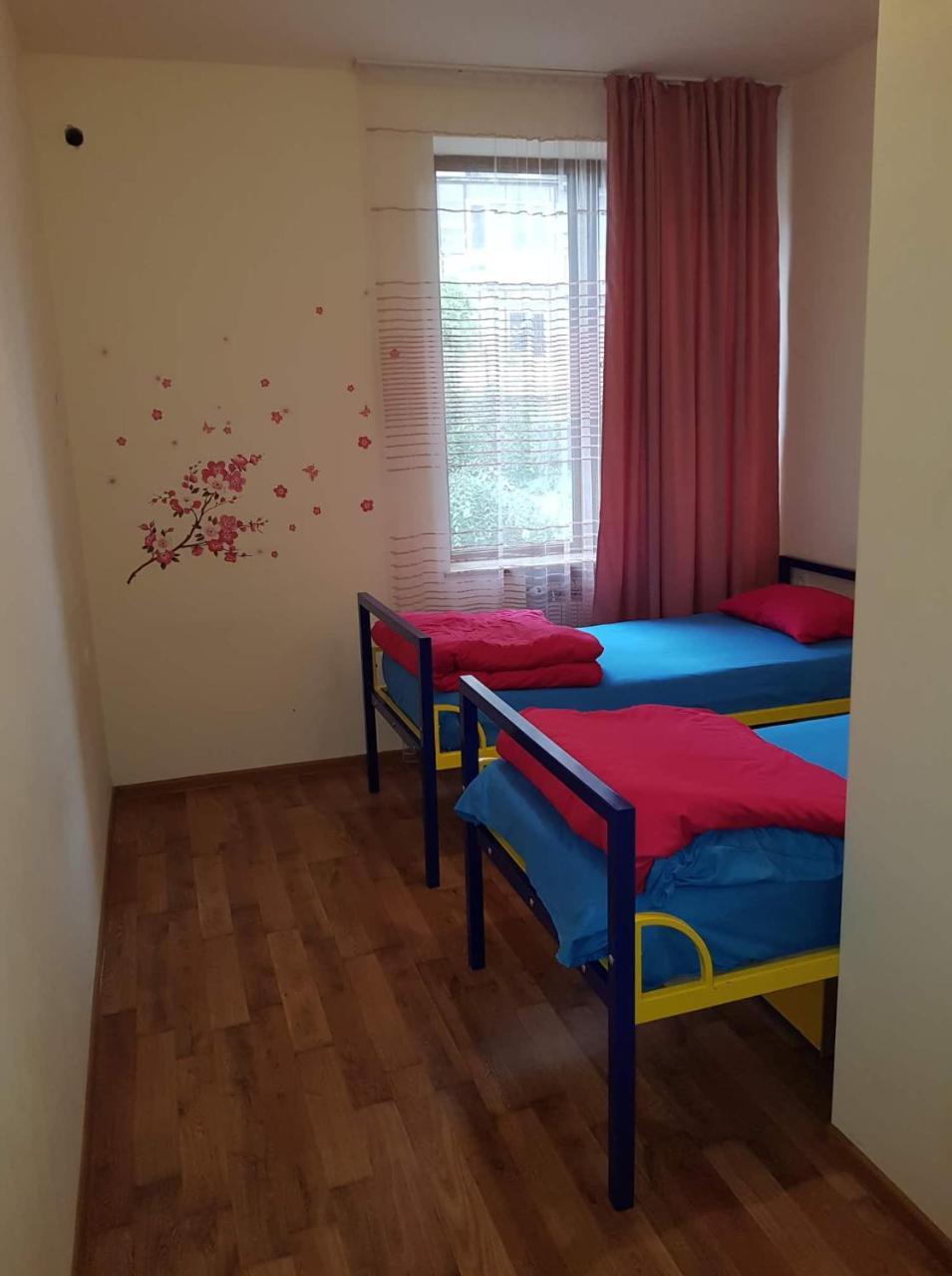 Shat Lav Hostel Erevan Esterno foto