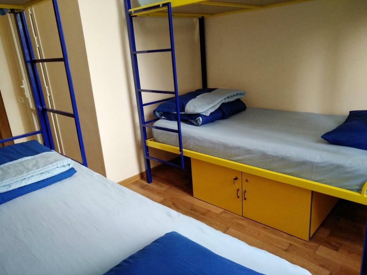Shat Lav Hostel Erevan Esterno foto