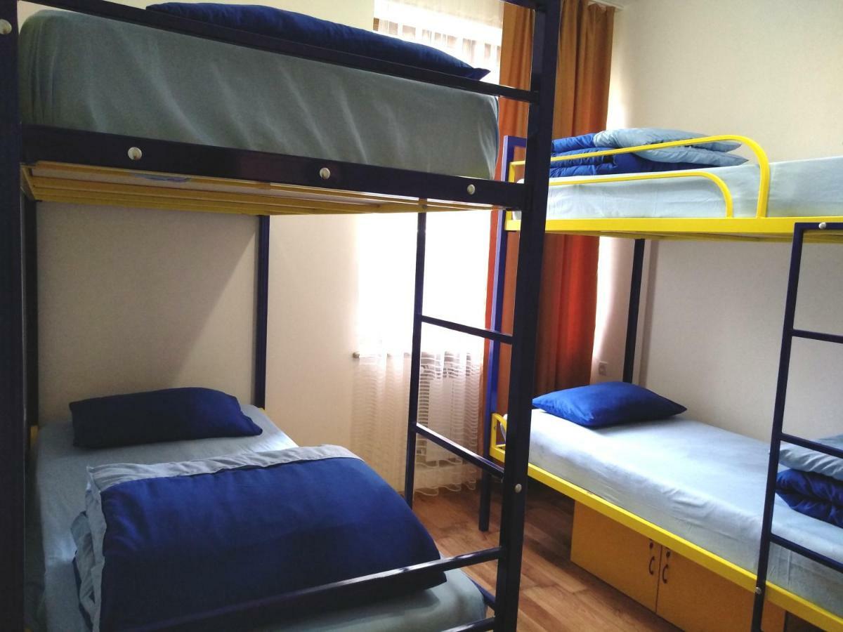 Shat Lav Hostel Erevan Esterno foto